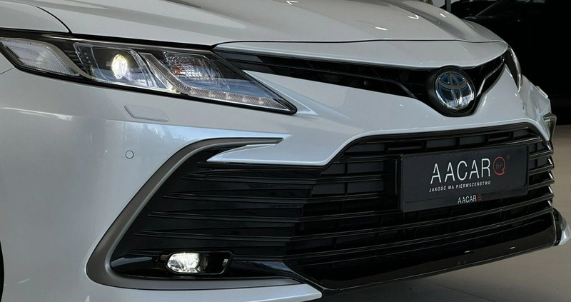 Toyota Camry cena 134900 przebieg: 28148, rok produkcji 2021 z Trzcińsko-Zdrój małe 781
